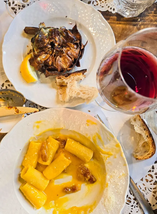 Talerze rzymskich dań – „Rzym Food Tour”